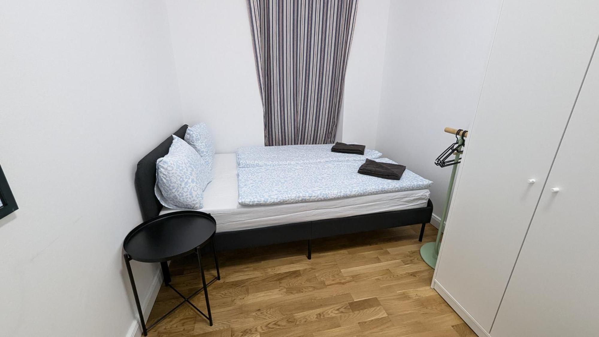 Apartment Spacious In A Lively Area Wien